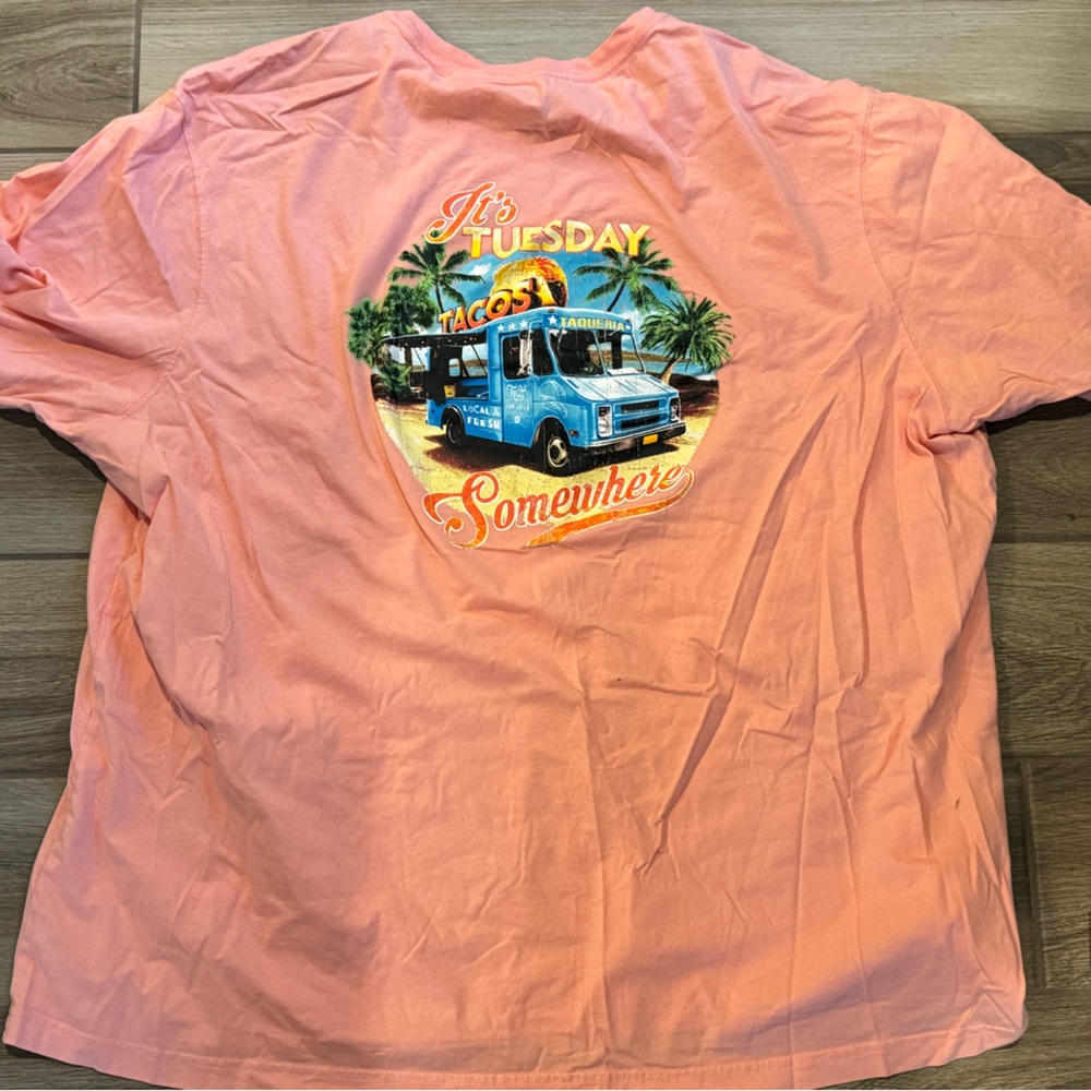 Lot of (5) five 3xt and 3xB t-shirts. Resort and Beach Vacay shirts!